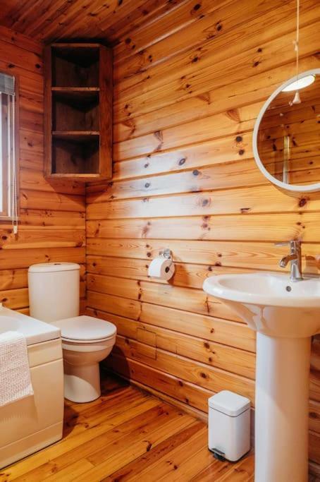 Дом отдыха Finlodge- Pet-friendly Scandinavian Callington