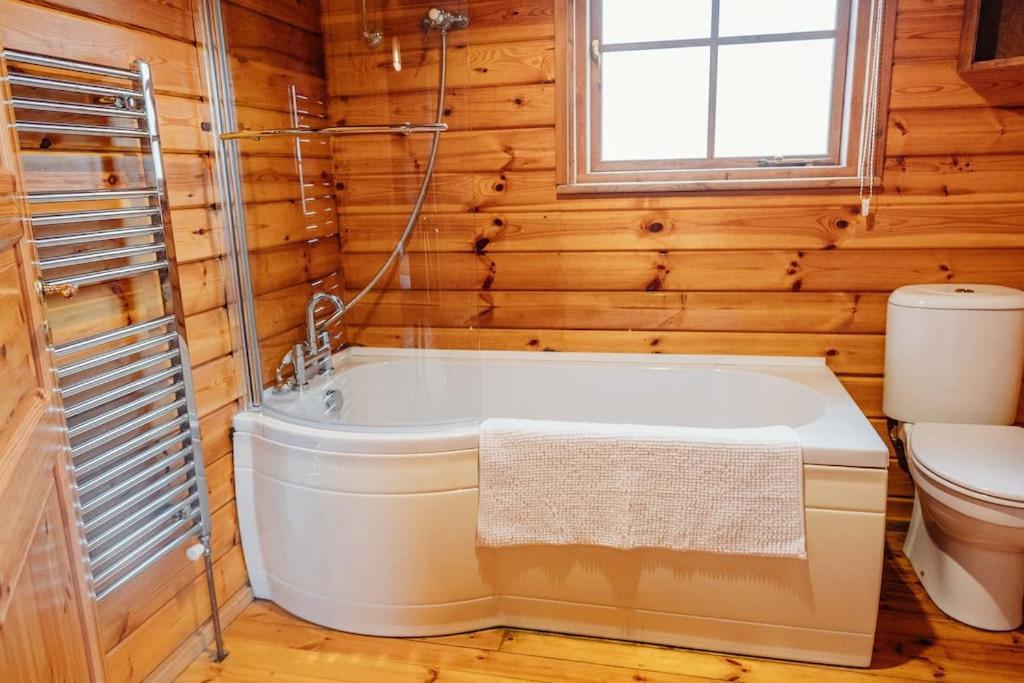 Finlodge- Pet-friendly Scandinavian Callington