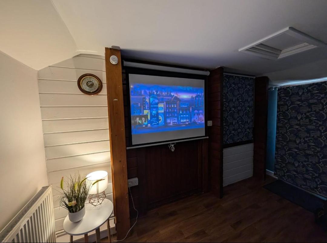 Finlodge- Pet-friendly Scandinavian * Callington